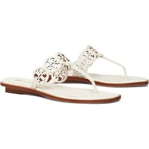 Tory Burch Tiny Miller Logo Leather Thong sandal size 7.5